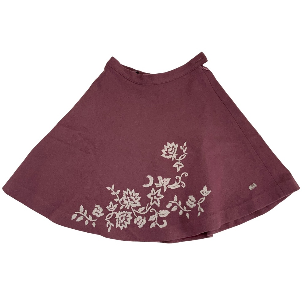 LILI GAUFRETTE FULL WOOL SKIRT LINED 5 YR EMBOIDERY  DETAIL